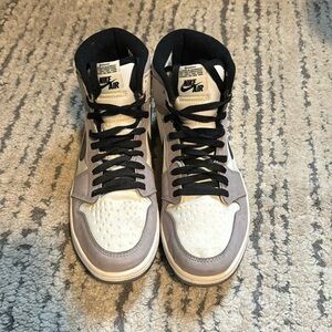High top Jordan men’s 10.5